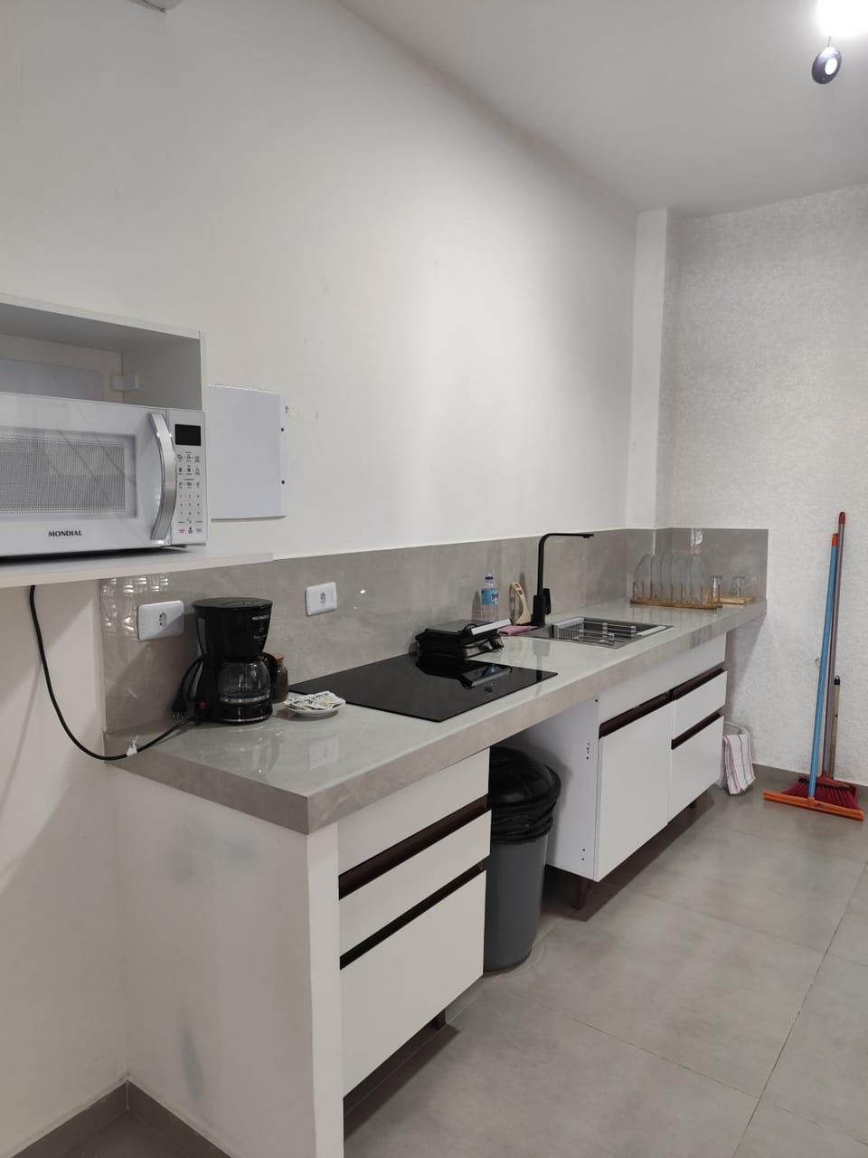 Suíte 24 família Praia de Leste Hotel in Pontal do Paraná