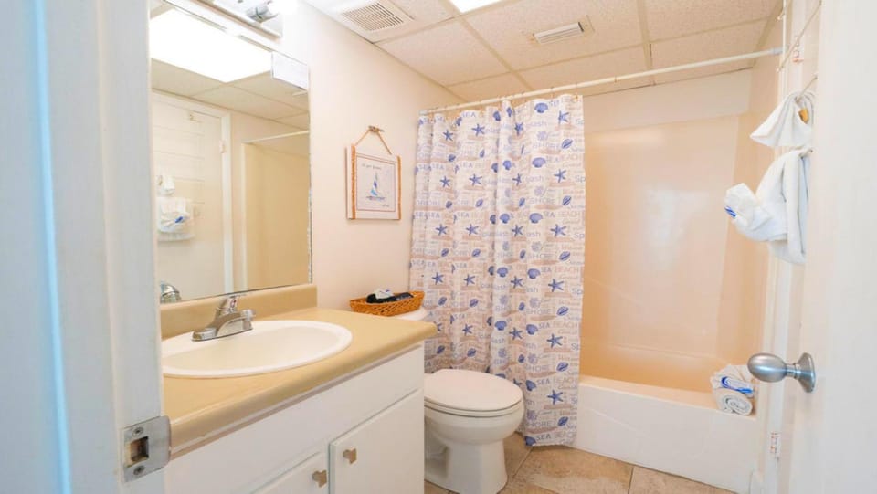Toilet, Bathroom, Bath