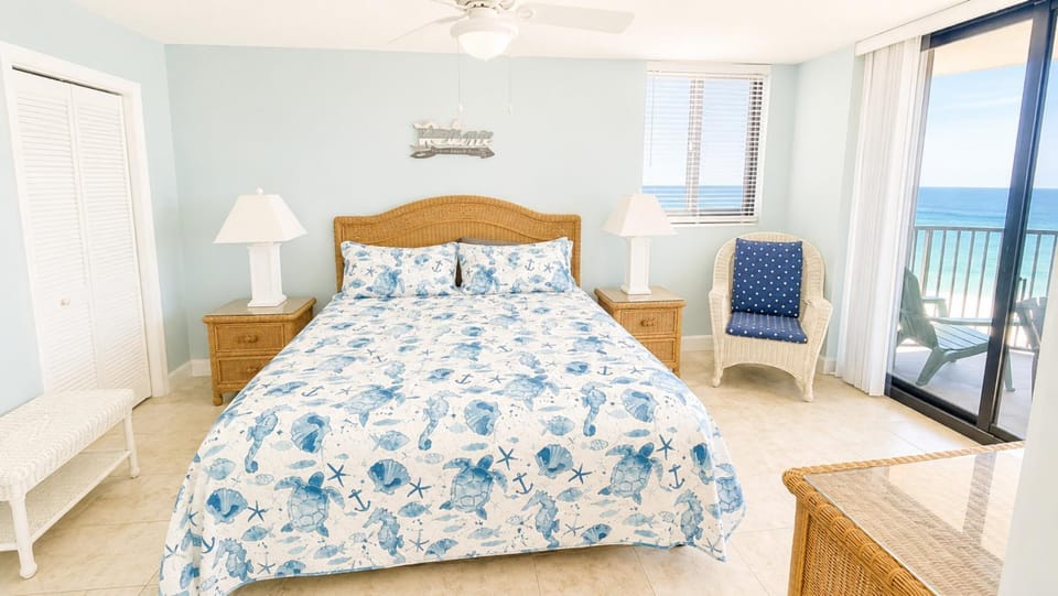 Bed, Beach, Bedroom, wardrobe