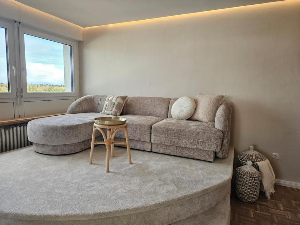 Stylish Forest View - Apartment Apartment in Augsburg