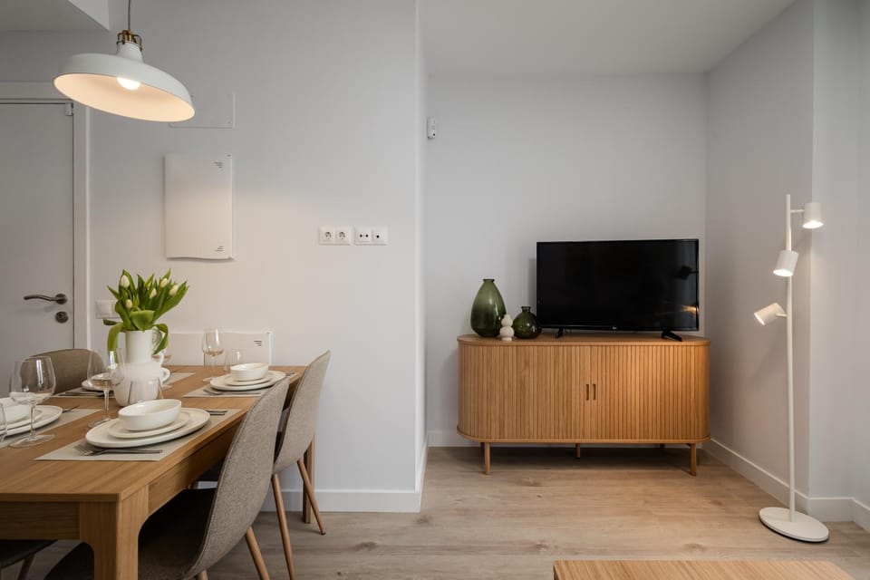 TV and multimedia, Dining area