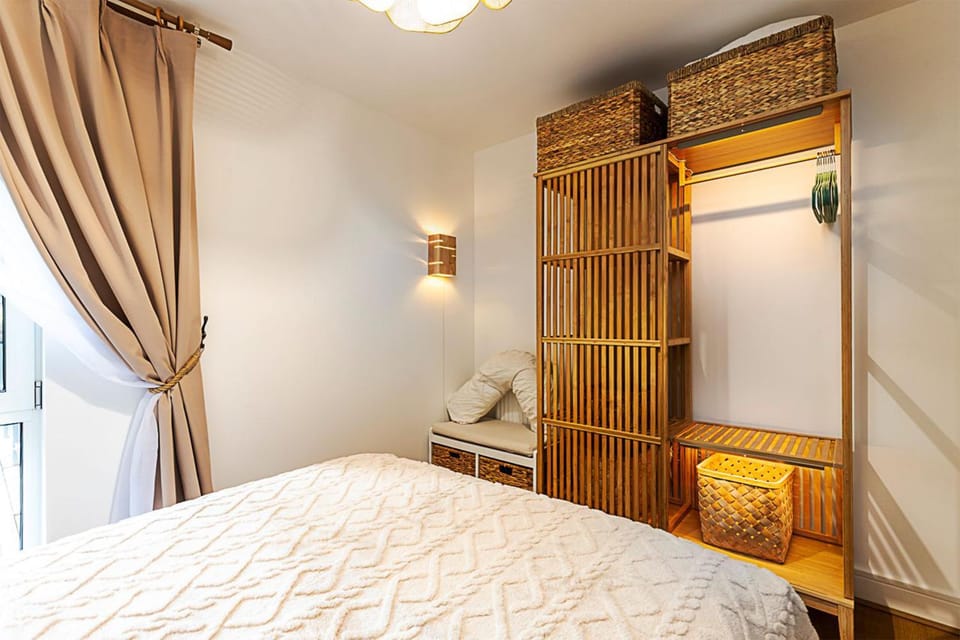 Bed, Bedroom, wardrobe