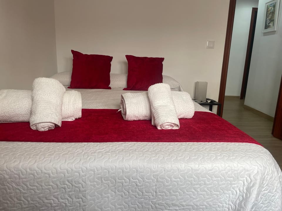 Bed, Bedroom, wardrobe