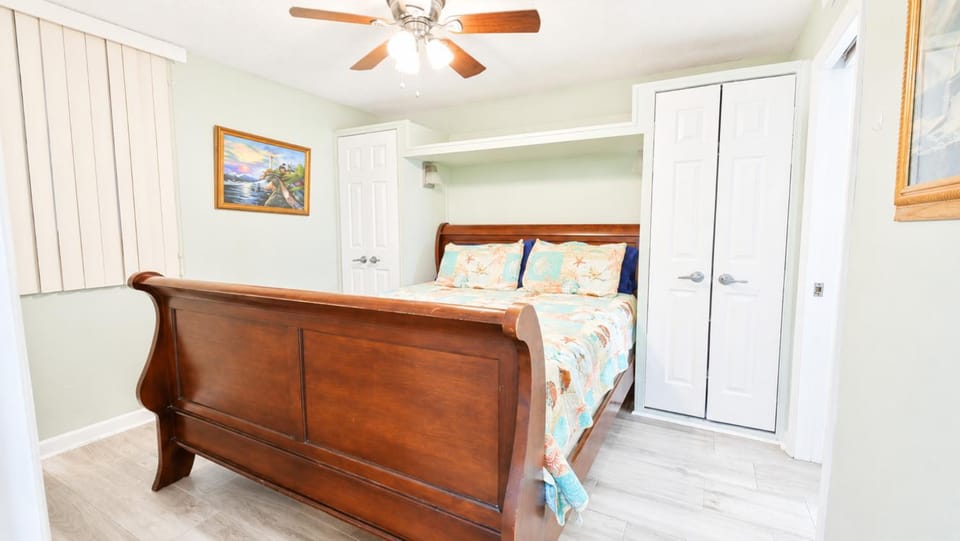 Bed, Bedroom, wardrobe