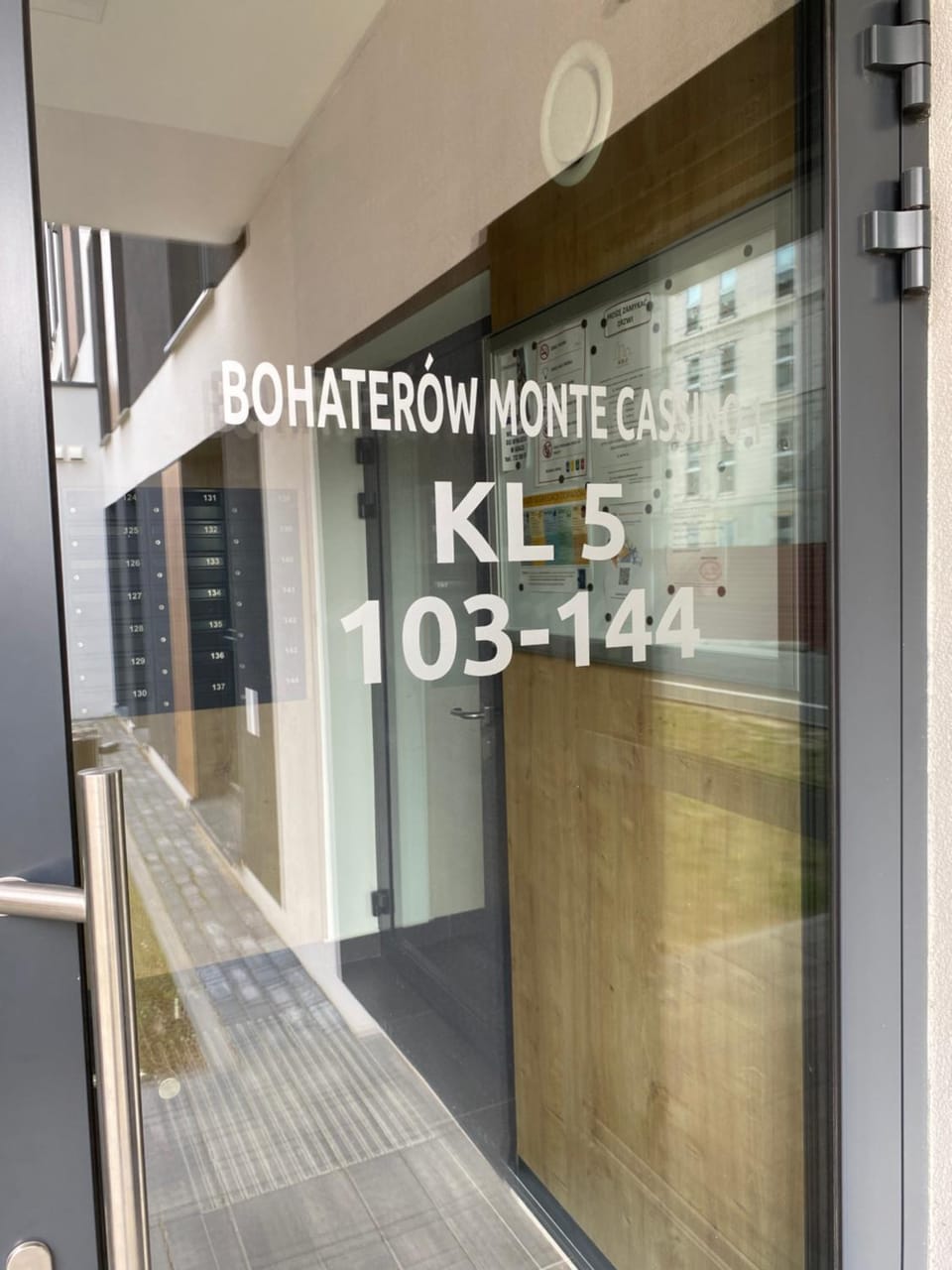 Apartament DeLuxe Zamość Prywatny parking podziemny Apartment in Poland