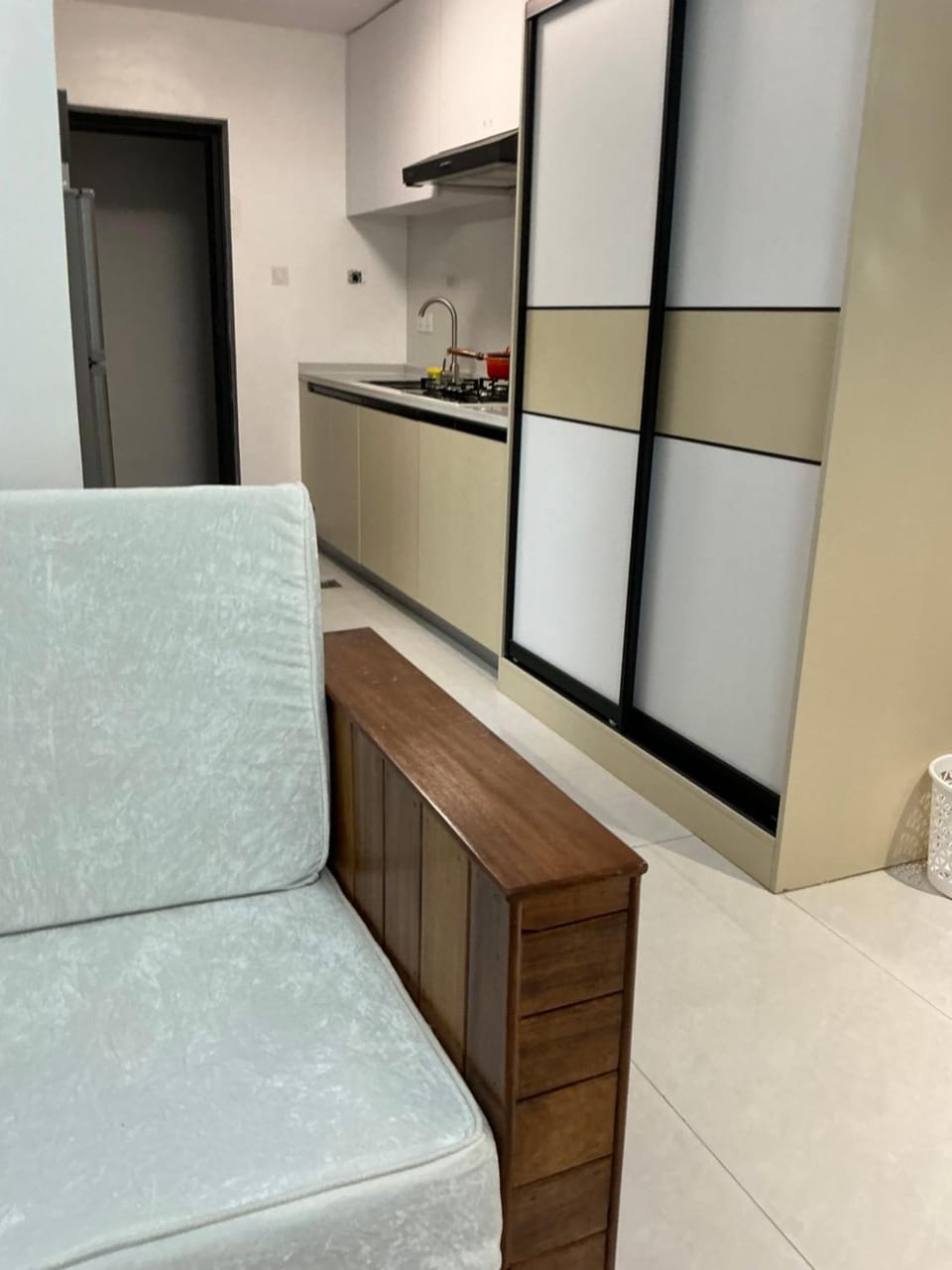 Kitchen or kitchenette, Seating area