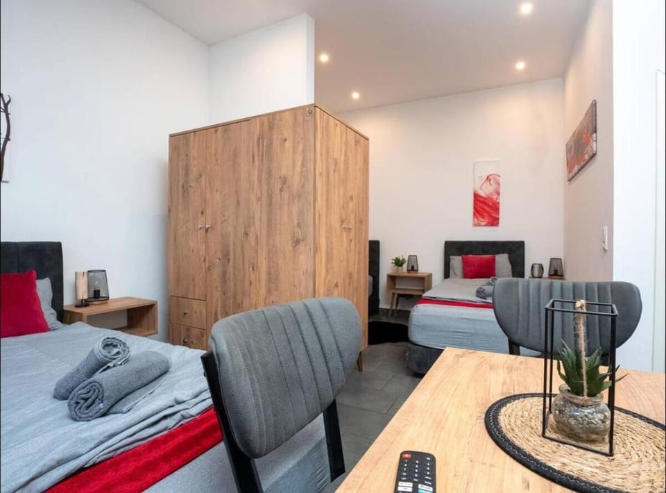 Bed, Photo of the whole room, Seating area, Bedroom, wardrobe