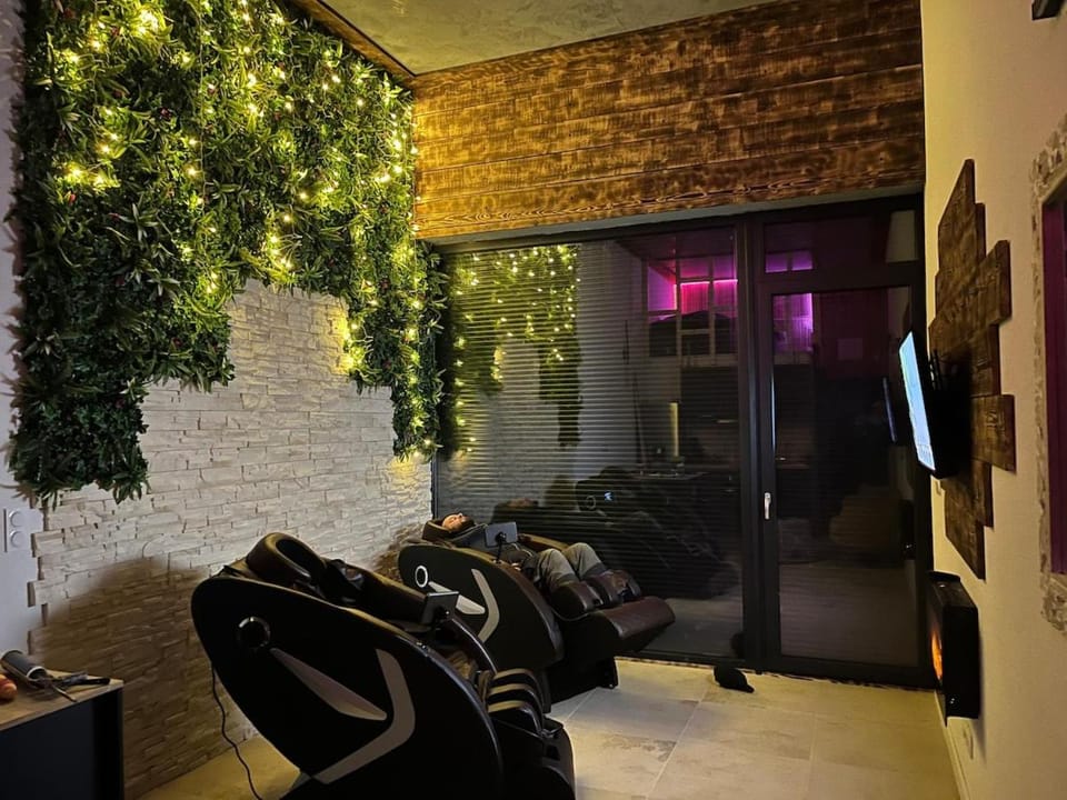 Appart Massage Relax - Studio Apartment in Jura