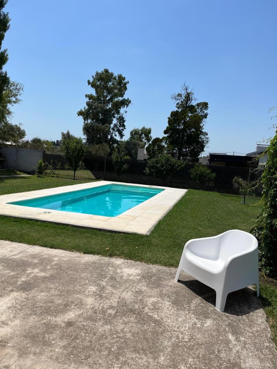 Pool view, Swimming pool, sunbed