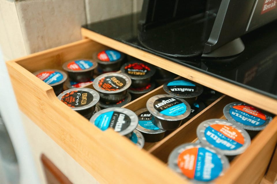 Coffee/tea facilities, Kitchen or kitchenette