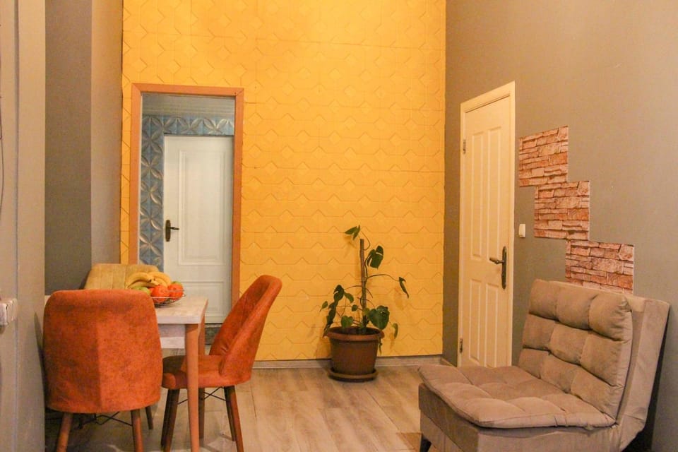 3 Bedrooms apartment in heart of Tbilisi, Rustaveli Avenue Apartment in Tbilisi, Georgia