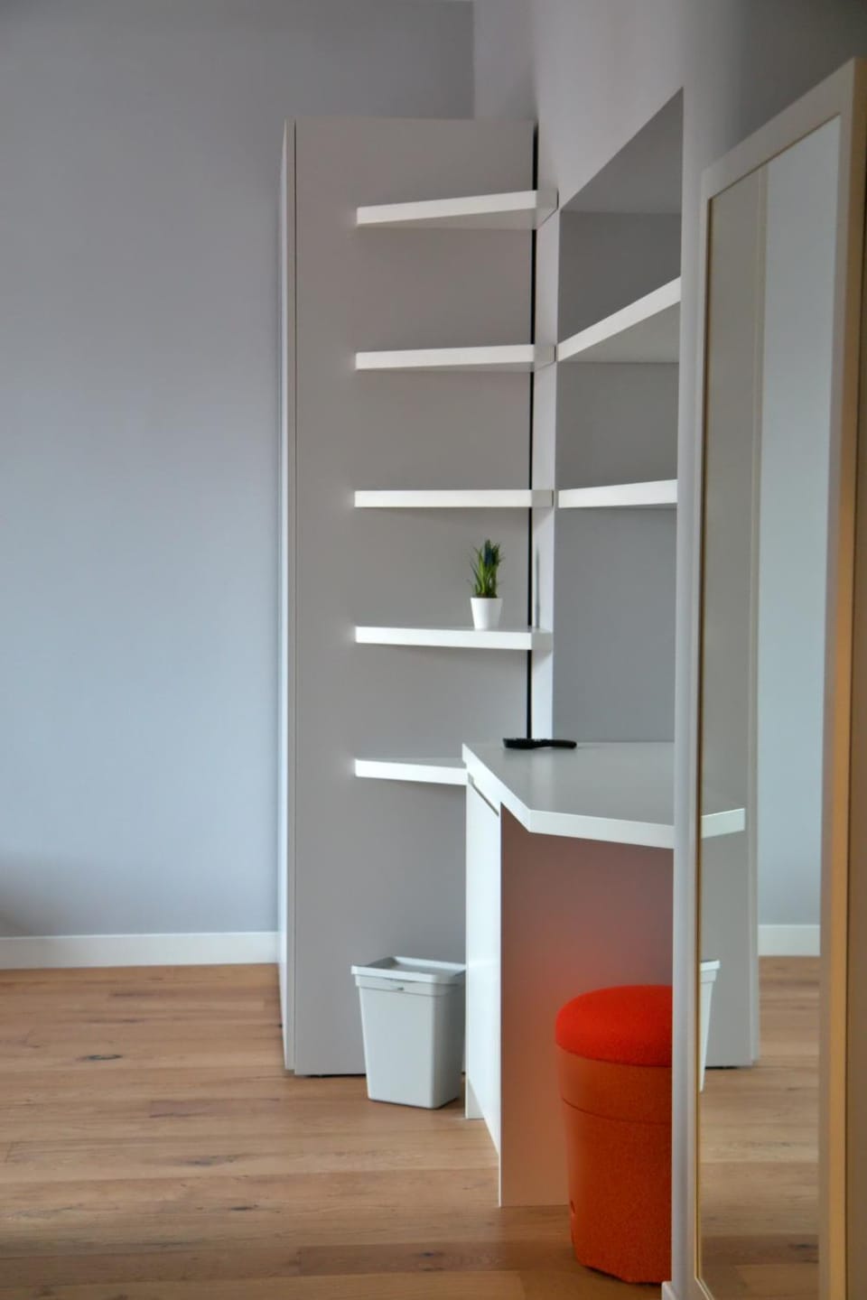 Floor plan, Bedroom