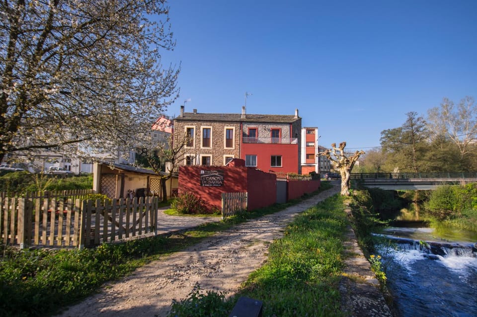 Property building, Neighbourhood, Garden