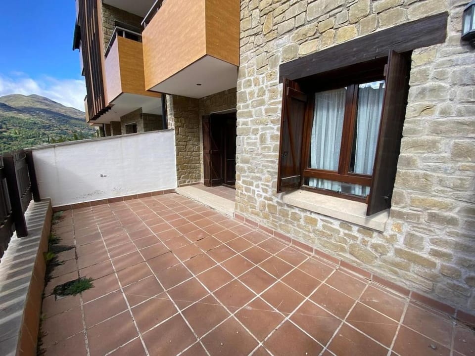 View (from property/room), Balcony/Terrace