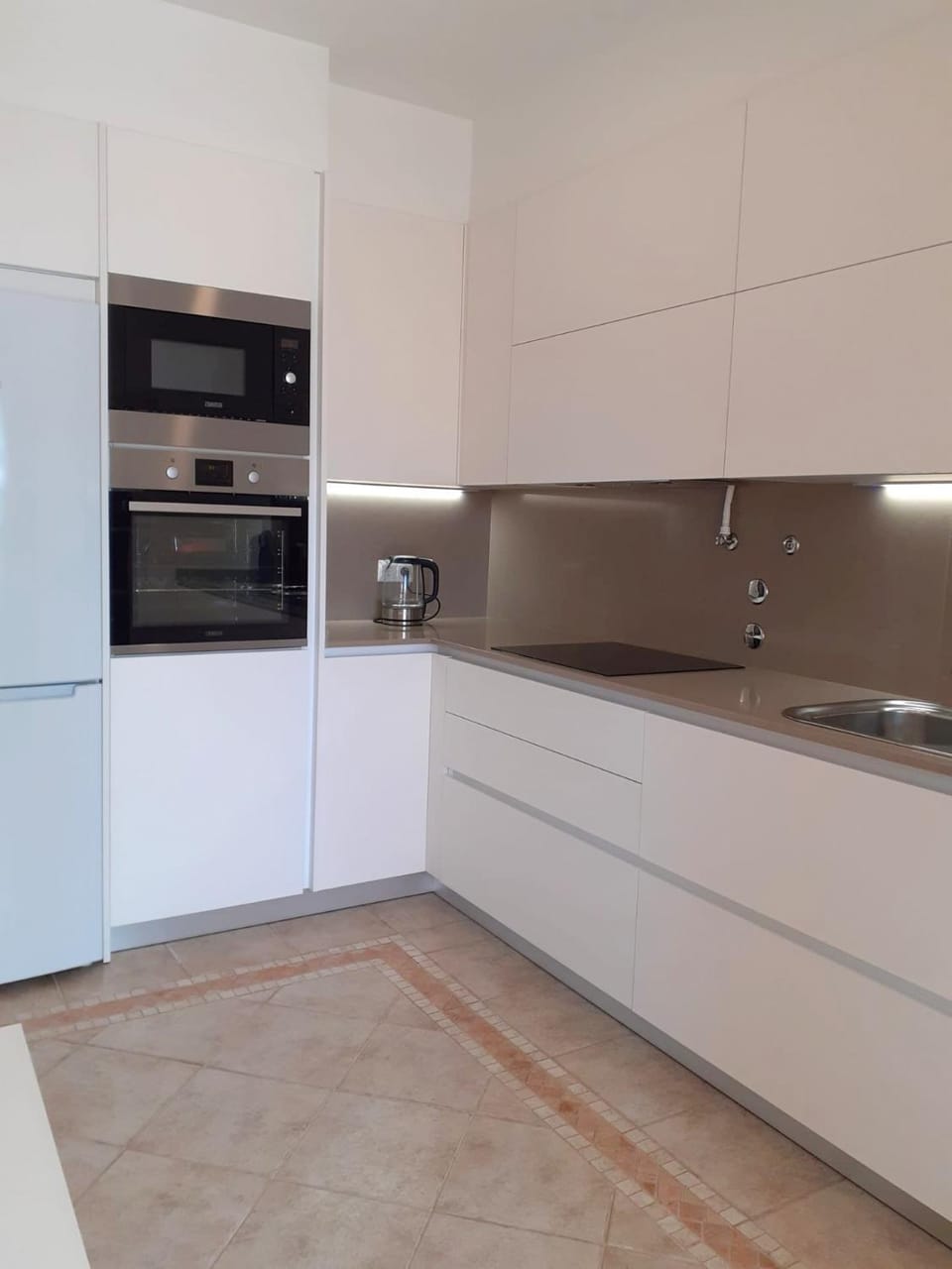 Algarve's Holiday Home with Sea View Villa in Ferragudo