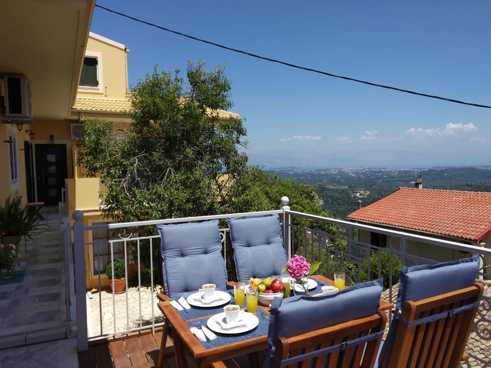 View (from property/room), Balcony/Terrace