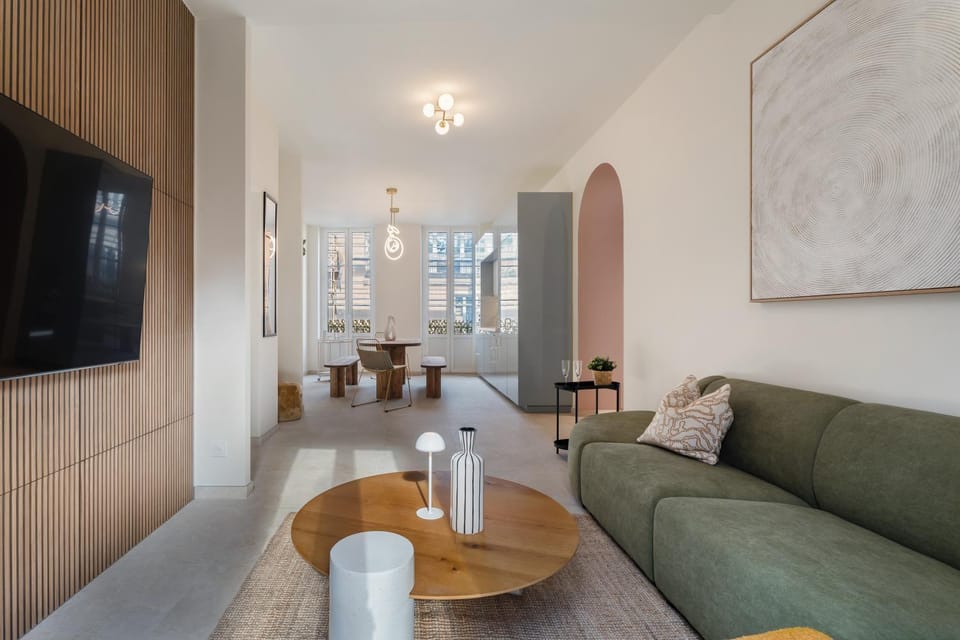 TV and multimedia, Living room, Seating area
