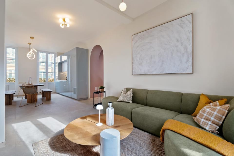 Living room, Seating area