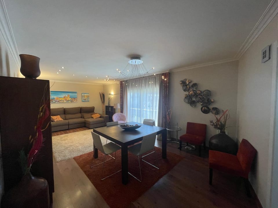 Family apartment with large terrace Apartment in Cambrils