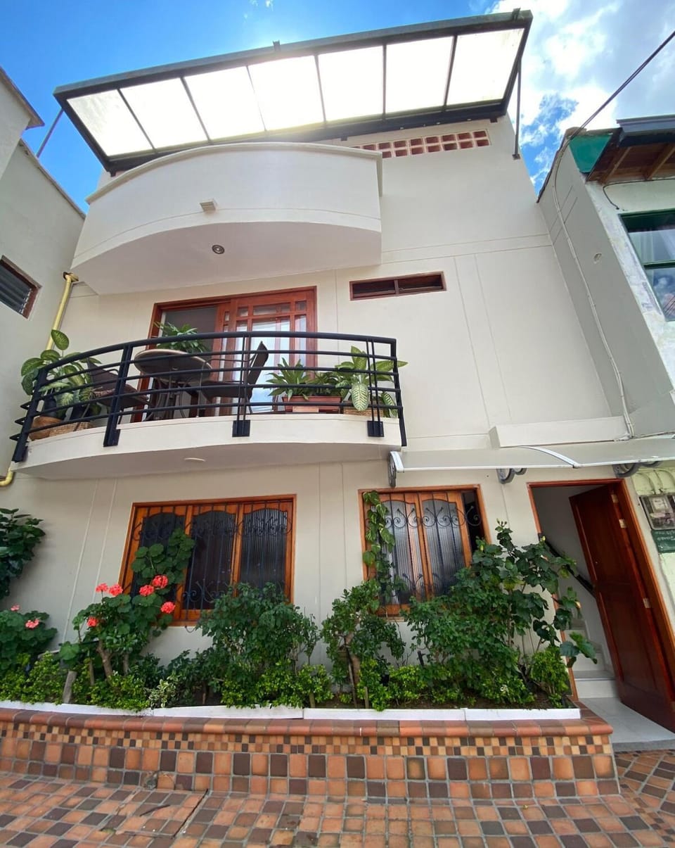 Property building, Balcony/Terrace