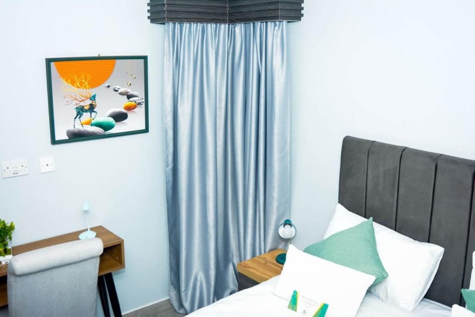 Emerald Inn Apartment in Africa