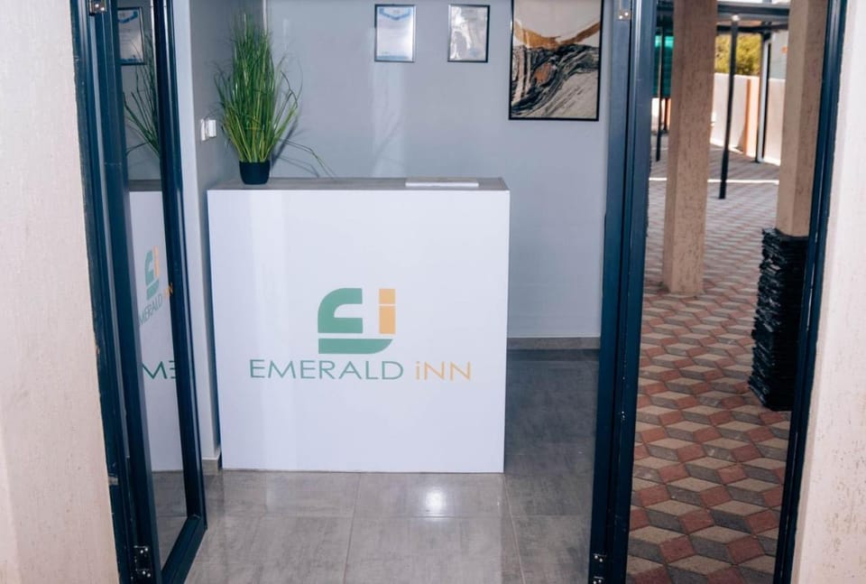 Emerald Inn Apartment in Africa