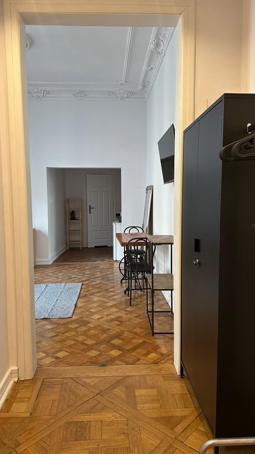 TV and multimedia, Kitchen or kitchenette, Dining area