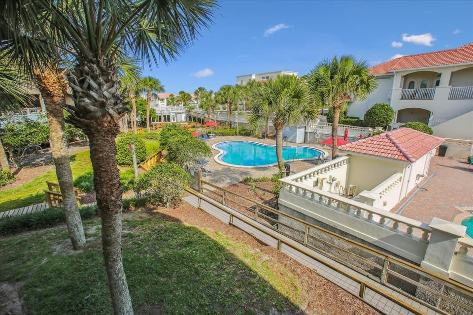 Ocean Gate I304 House in Butler Beach