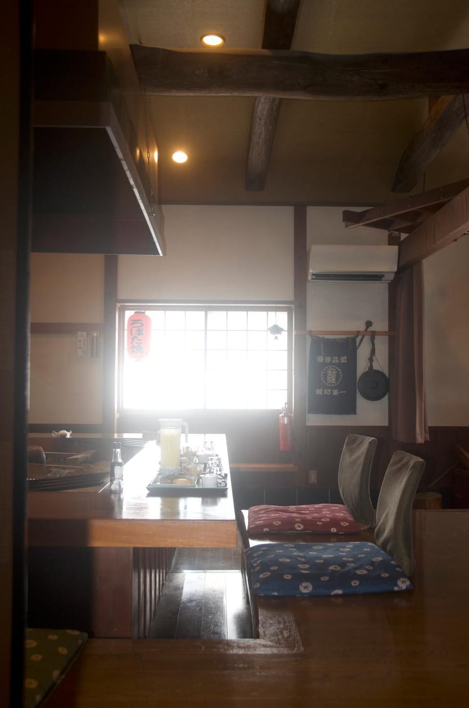 Restaurant/places to eat, Dining area, Breakfast
