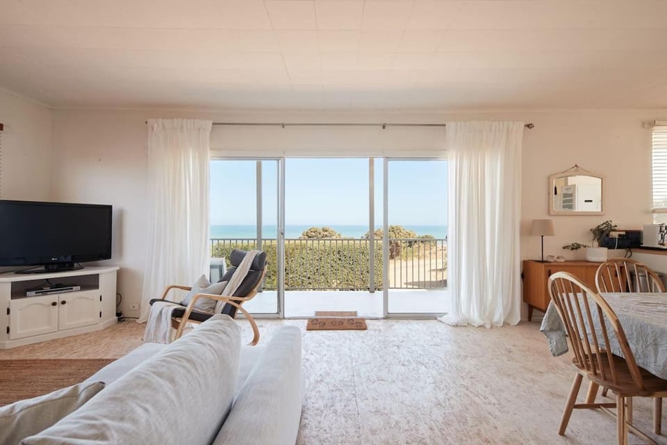 TV and multimedia, Living room, Other, Sea view