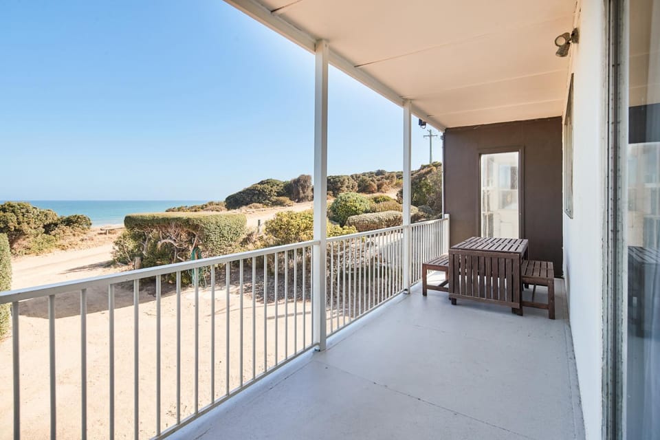 View (from property/room), Balcony/Terrace, Sea view