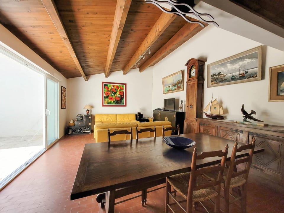 Maison 4 pièces pour 8 pers. à La Palmyre avec Animaux admis et Parking - FR-1-705-100 House in Les Mathes