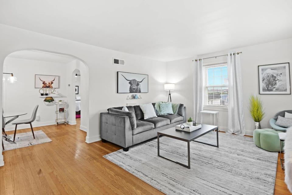 Cozy Louisville Apt with Parking Great Location Apartment in Jefferson County