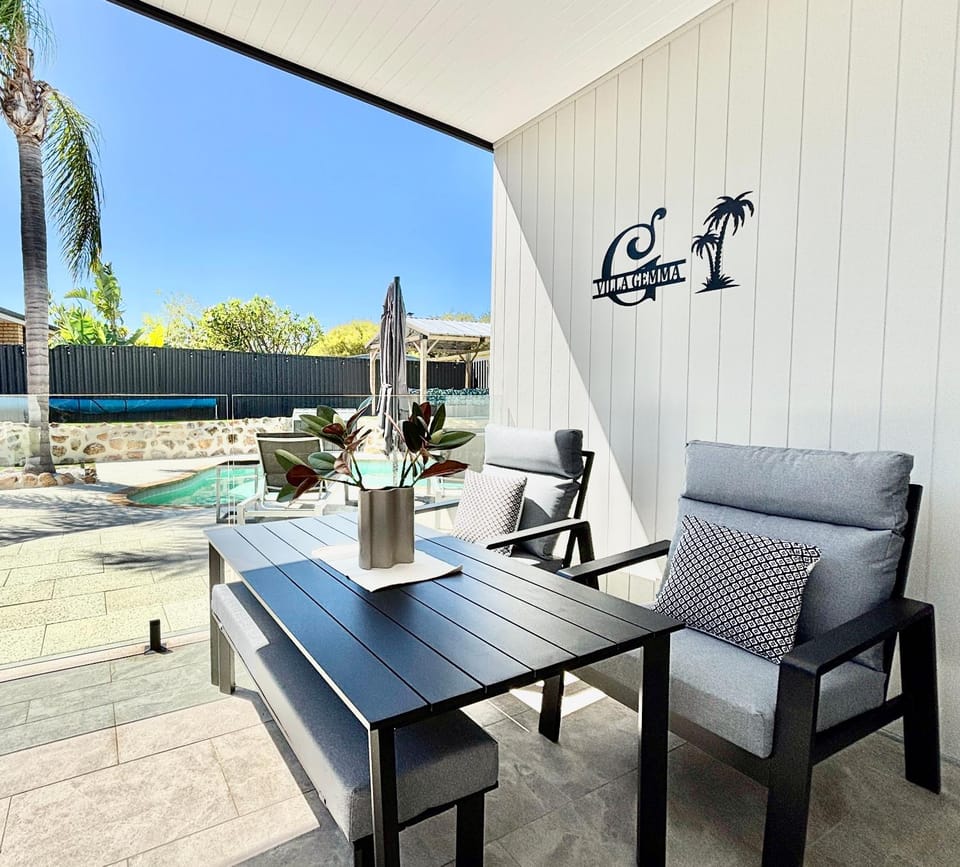 Joondalup Hidden Villa Gemma w Pool! Villa in Joondalup