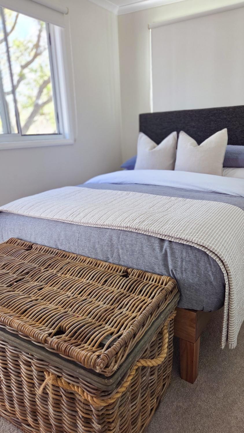Bedroom, Garden view