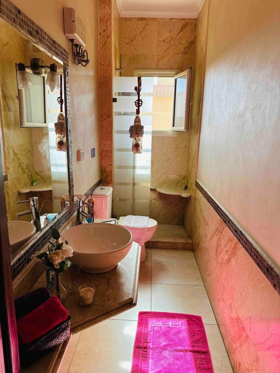 Cosy, comfy rooftop! Apartment in New Cairo City