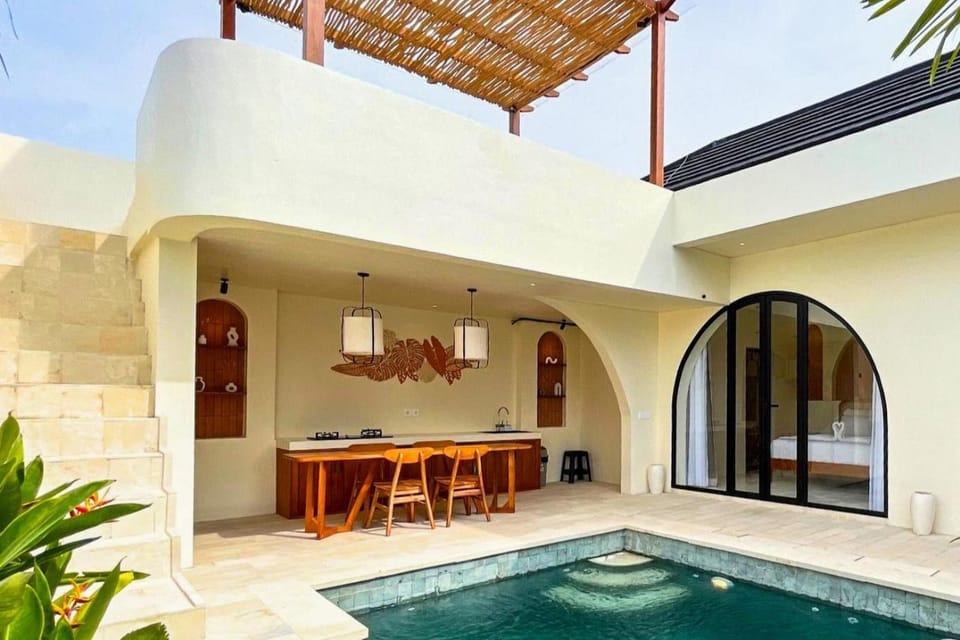 Property building, Swimming pool, kitchen