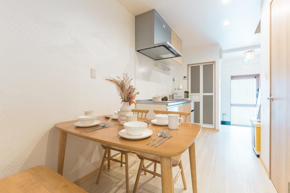 City Center Japanese Style 9ppl 2-Story Family House House in Osaka