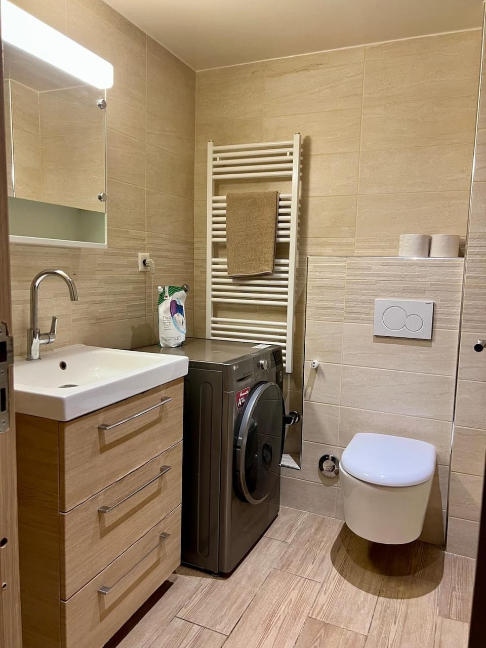 Beautiful central apartment GE Apartment in Geneva