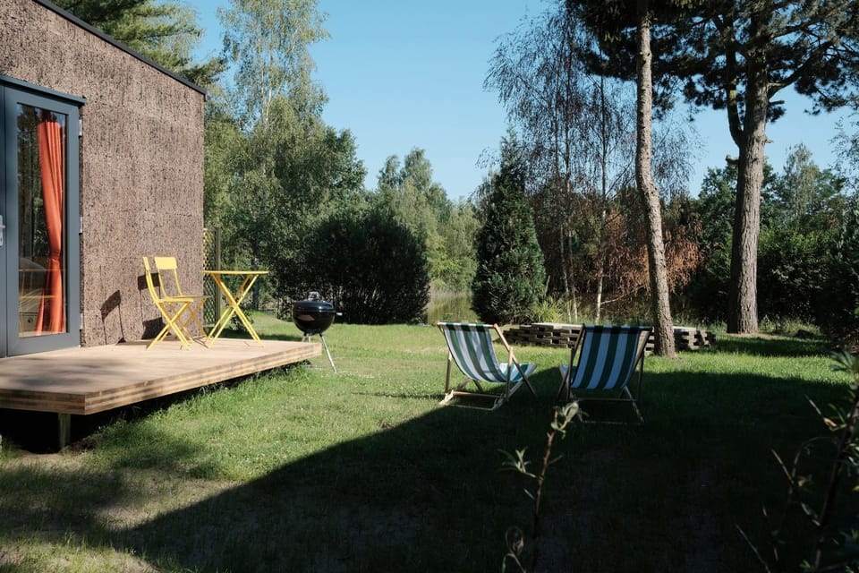 Natural landscape, BBQ facilities, Garden, Balcony/Terrace, Garden view, Lake view, sunbed