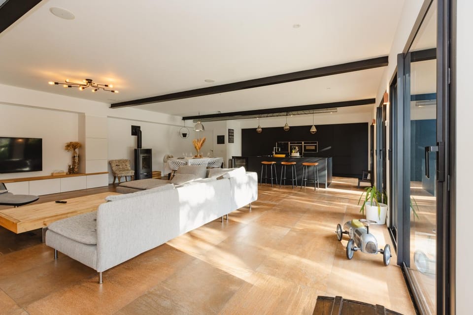 TV and multimedia, Living room