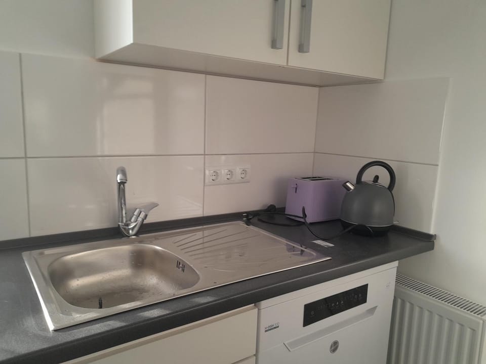 Coffee/tea facilities, Kitchen or kitchenette
