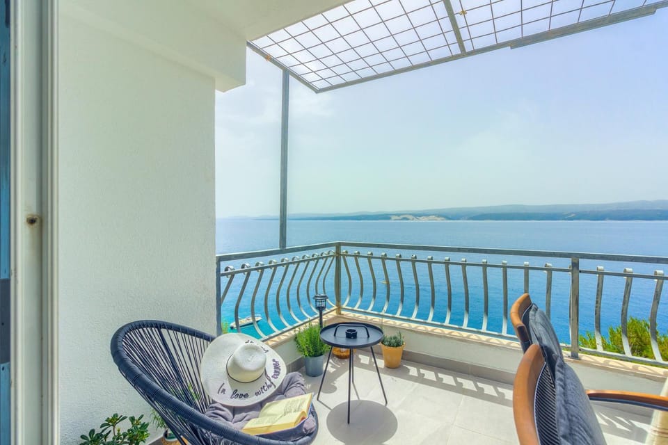 Patio, Day, Natural landscape, View (from property/room), Balcony/Terrace, Balcony/Terrace, Seating area, Dining area, Sea view