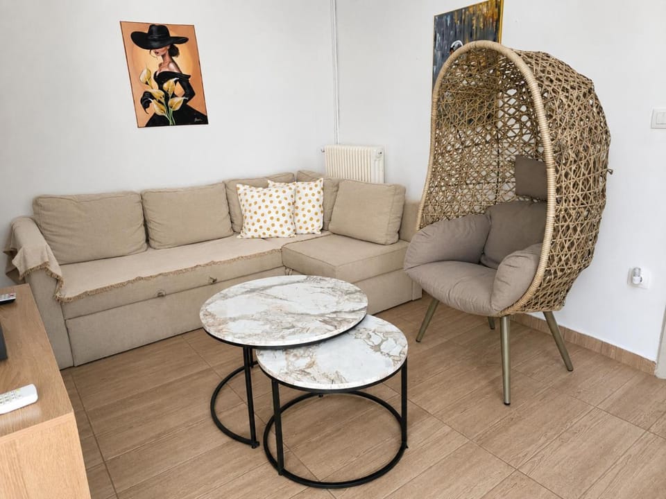 Green Dome Escape Apartment in South Athens