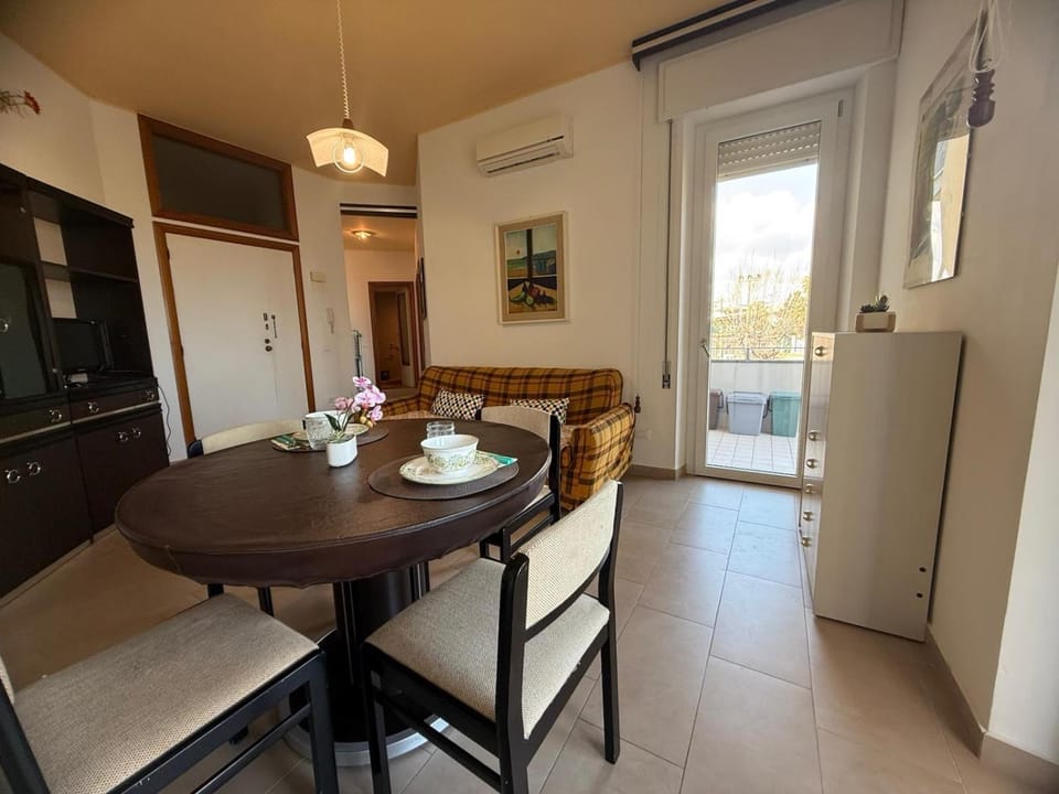 E01 - Appartamento 5 posti letto ARIA CONDIZIONATA Apartment in Alba Adriatica