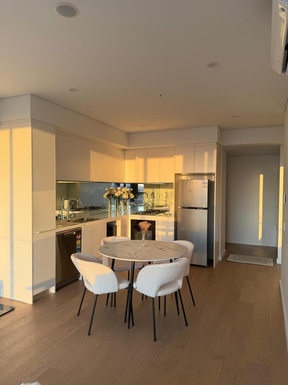 Kitchen or kitchenette, Dining area, dishwasher, oven, stove