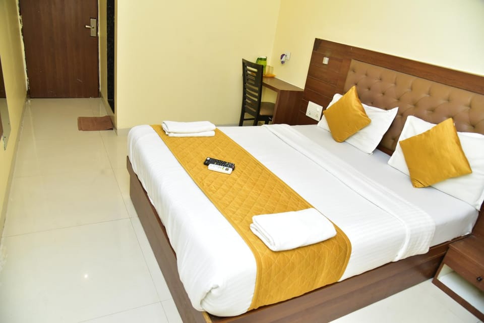 Hotel Embassy Suites Hotel in Mumbai