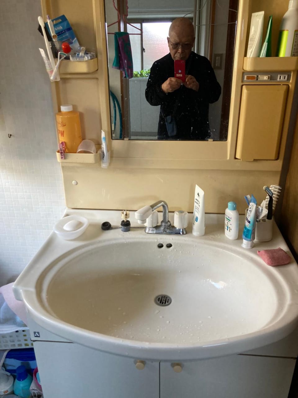 岬の民宿なにわ Bed and Breakfast in Japan