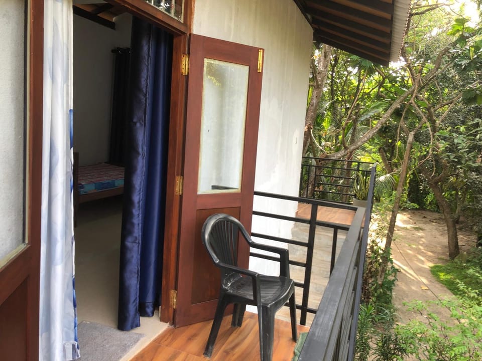 Aluth gedara villa Bed and Breakfast in Mirissa