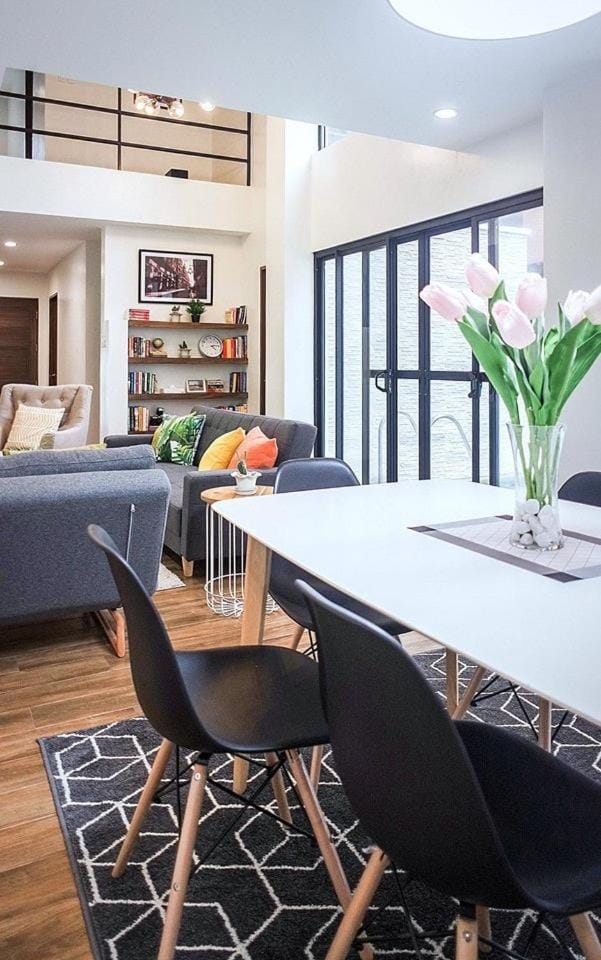 Living room, Dining area